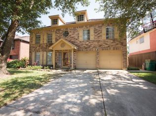 2705 Shauntel St, Pearland, TX 77581