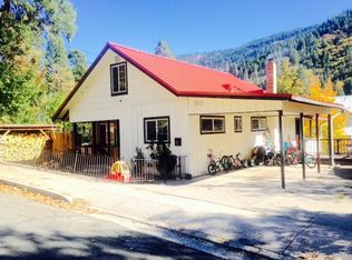 6008 Shasta Ave, Dunsmuir, CA 96025