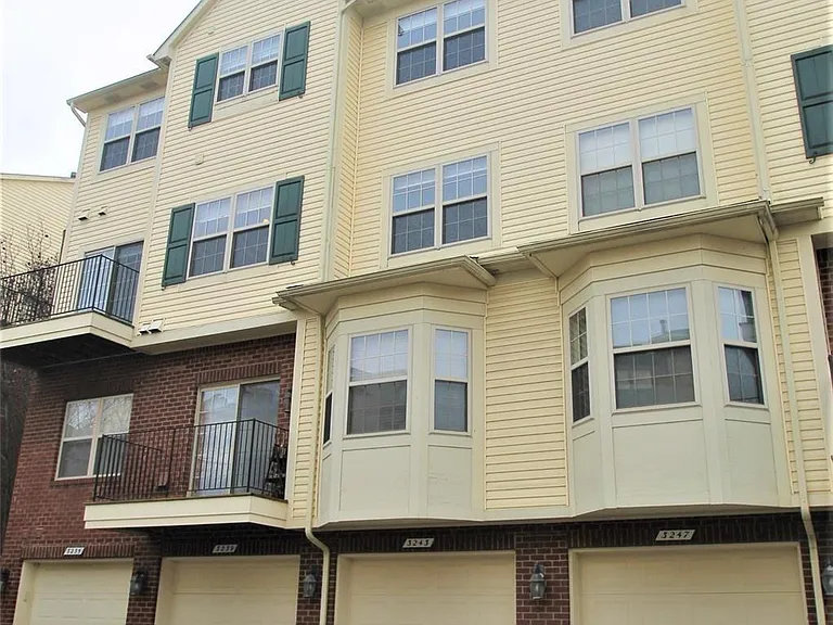 3243 Camden Dr #118 — Photo 26