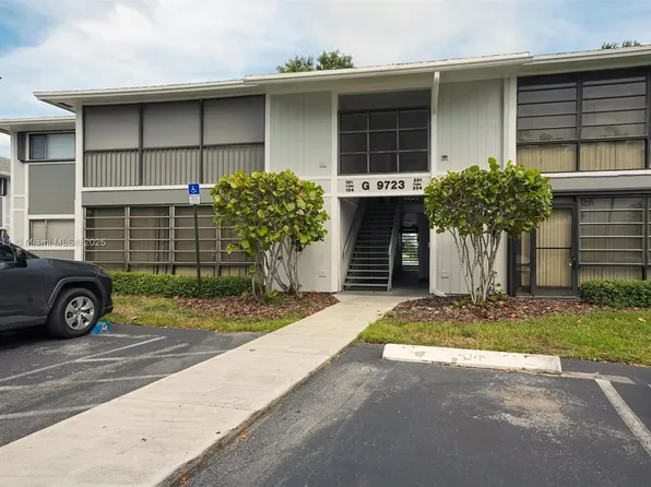 9723 Hammocks Blvd APT 102, Miami, FL 33196