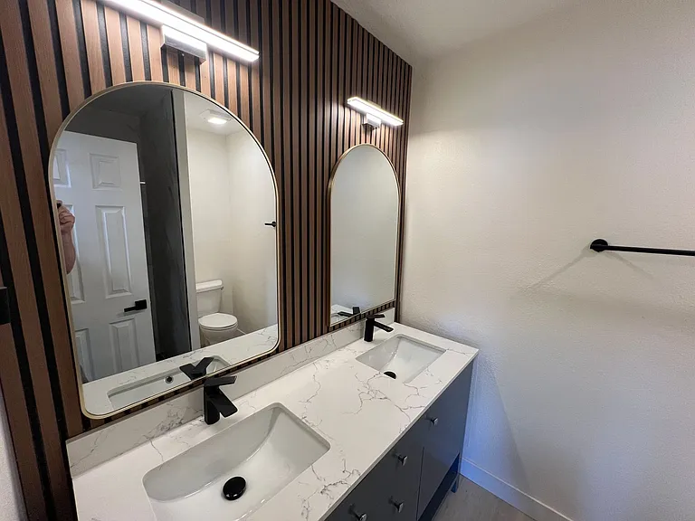1534 Hialeah Dr #D — Photo 20