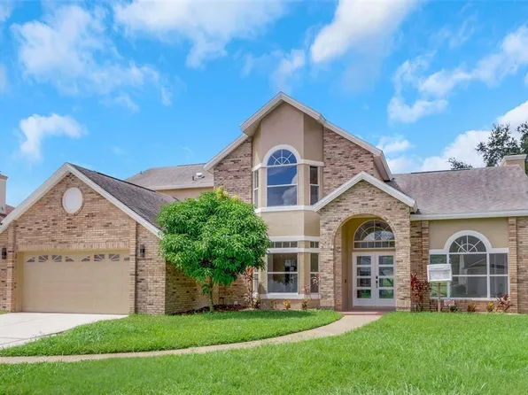 2111 Turnberry Dr, Oviedo, FL 32765