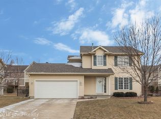 335 NE Cardinal Ln, Waukee, IA 50263