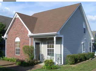 100 Walton Village Ct, Hendersonville, TN 37075