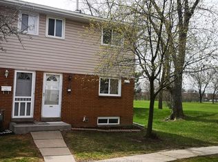 7849 Hawthorne Dr, Windsor, ON N8T 3B5