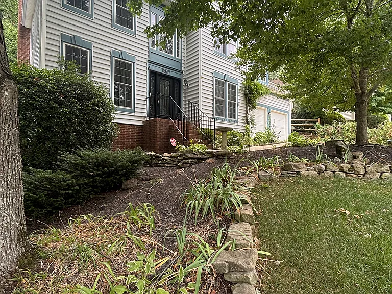 5907 Skyline Dr — Photo 1