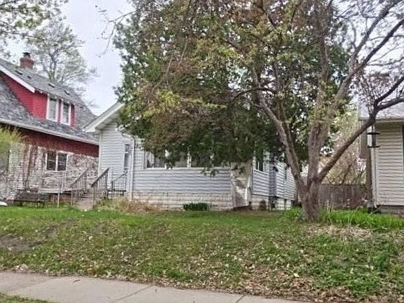 2nd image of 3748 10th Ave S