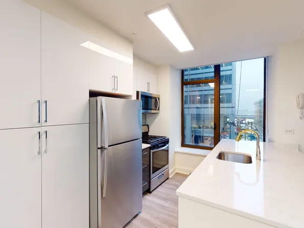 10 Hanover Square image 1 of 9