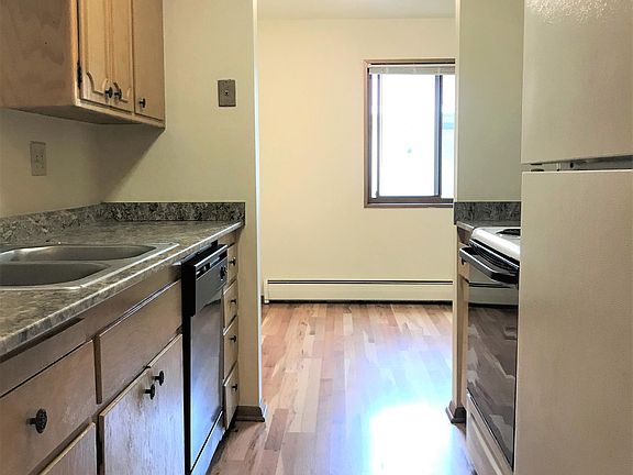 Kitchen Open at Both Ends