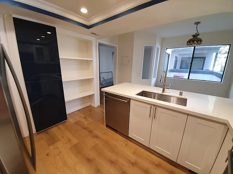 1333 Valley View Rd — Photo 6