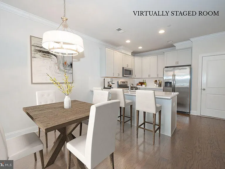 220 Charles Ellis Dr — Photo 10