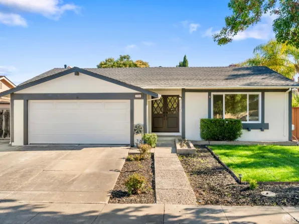 6784 Montcalm Ave, Newark, CA 94560