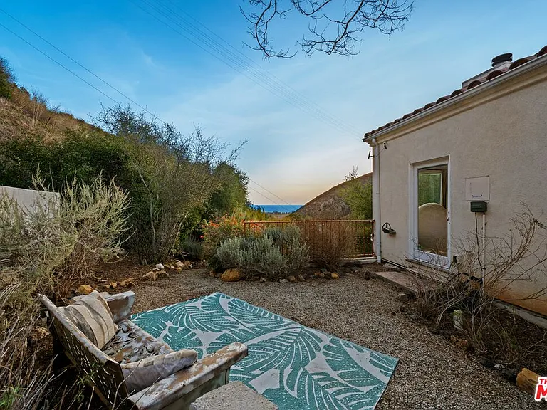 4345 Escondido Trl — Photo 51