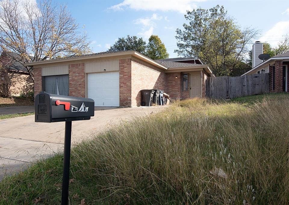 1st image of 2309 Woodmont Trl #2311