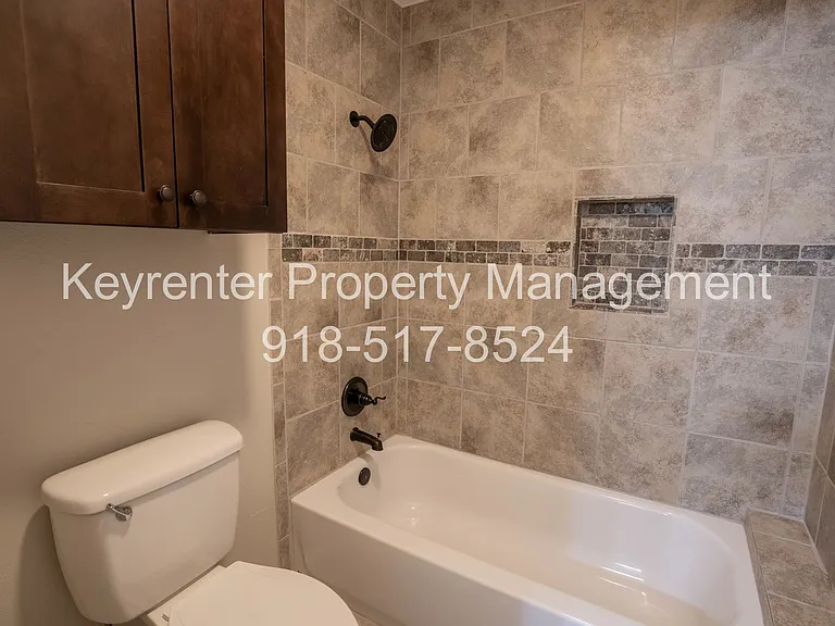 7304 E 61st Pl S — Photo 18