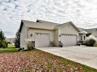 1404 Brady Ln, Rockford, IL 61108