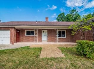 1373 Plumtree Rd, Springfield, MA 01119