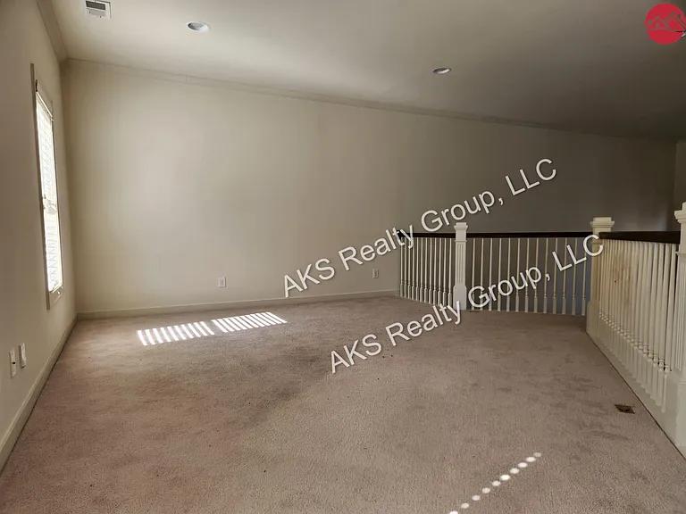 4613 Riverview Dr — Photo 12