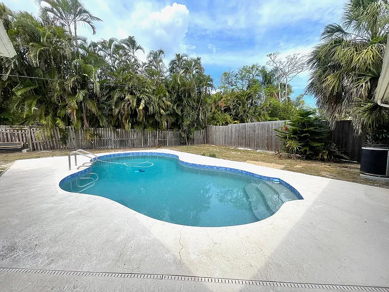 5808 Briarwood Ave — Photo 27