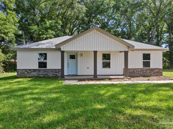 5621 Kingery Rd, Milton, FL 32583