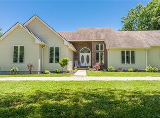 720 Gilbert Rd, Marysville, IN 47141