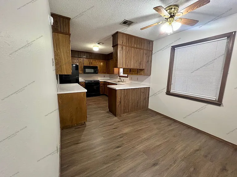 102 Beta Cir — Photo 6
