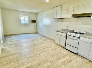 44756 2nd St E APT 6, Lancaster, CA 93535