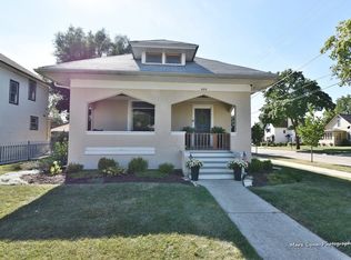 400 Arlington Ave, Elgin, IL 60120