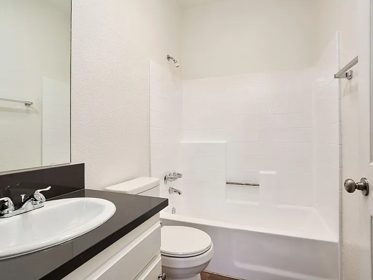 5709 Kester Ave #7 — Photo 15