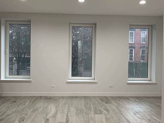 3rd image of 532 Court St #2