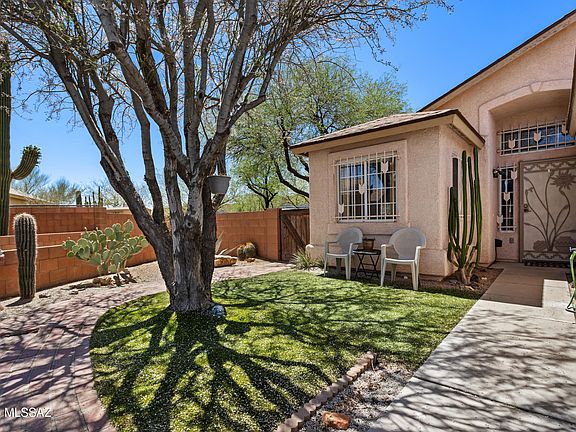 2nd image of 3718 W Sunbonnet Pl