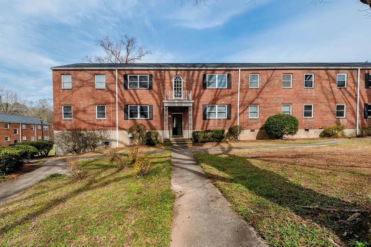 Building Photo - 501 Milledge Rd #13A