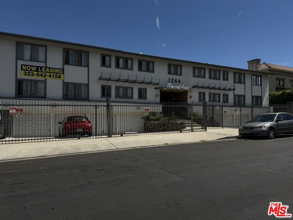 1244 4th Ave