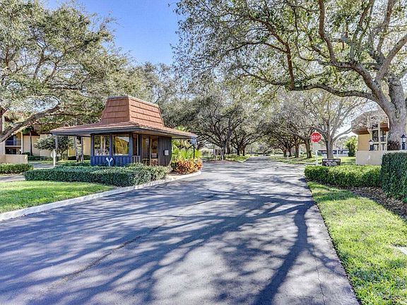 3rd image of 5344 Woodland Lakes Drive #122