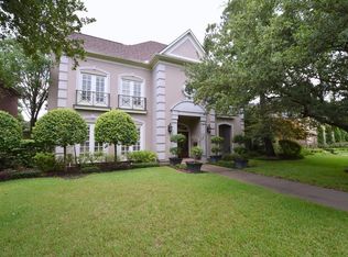 4823 Willow St, Bellaire, TX 77401