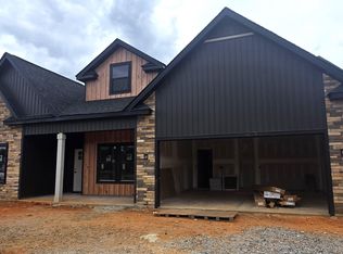 2111 N November Dr, Boiling Springs, SC 29316