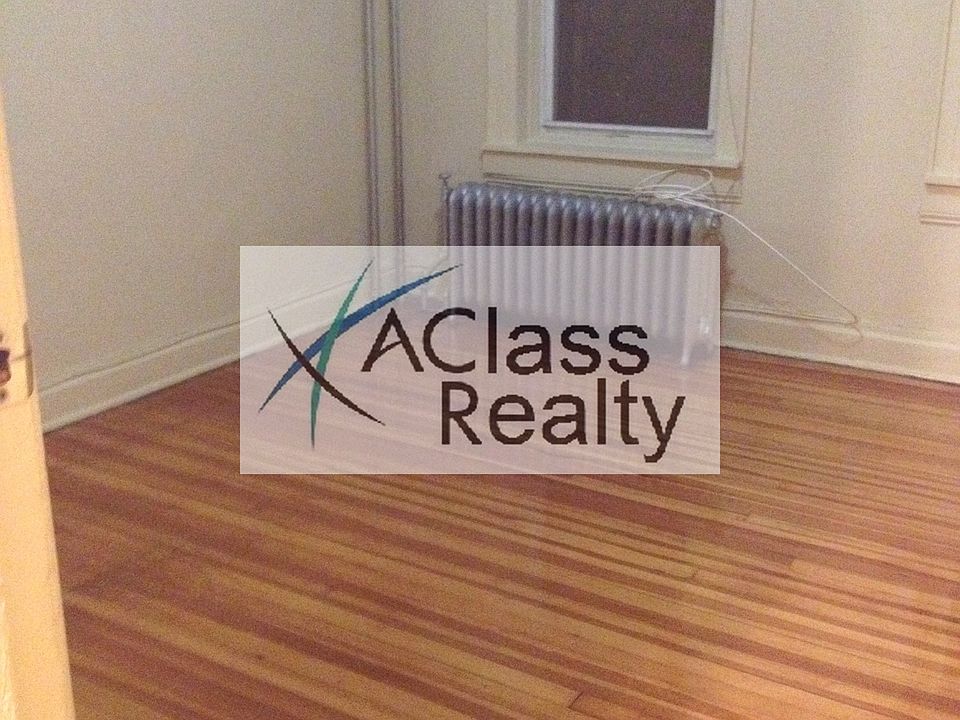 2nd image of 2520 18th St #2R