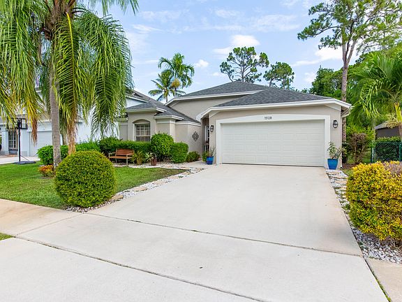 2nd image of 15128 Oak Chase Court