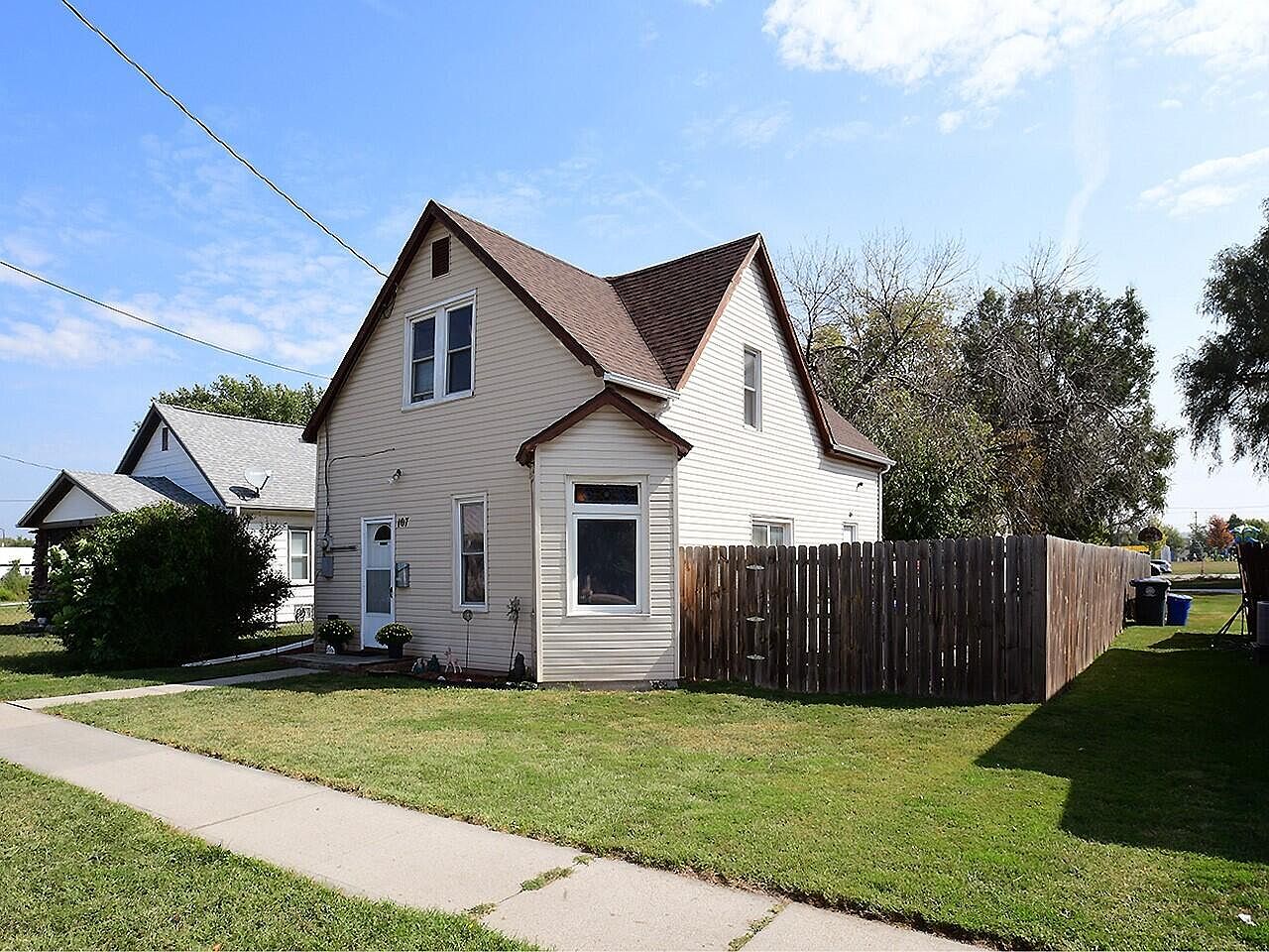 107 S 23rd St, Council Bluffs, IA 51501 MLS 232007 Zillow