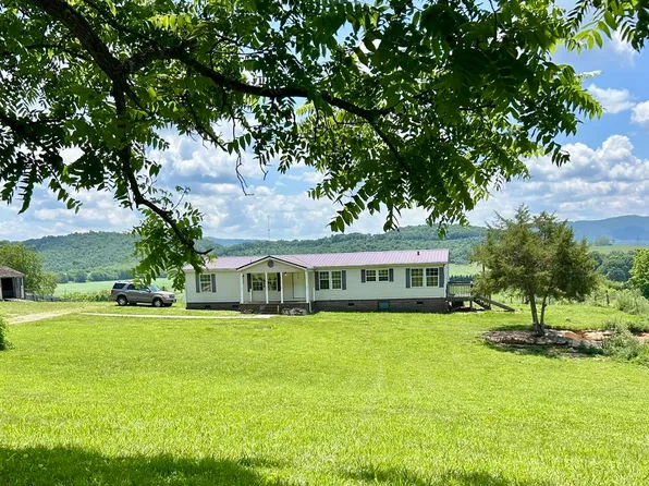 3206 Major Grahams Rd, Max Meadows, VA 24360