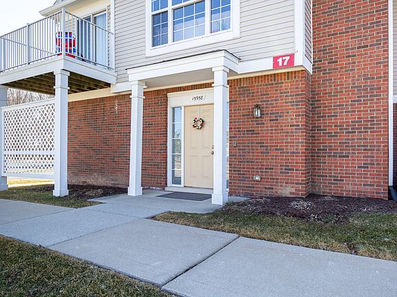 4th image of 15958 Morningside