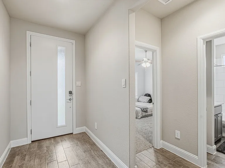 1501 Woodpecker St — Photo 17