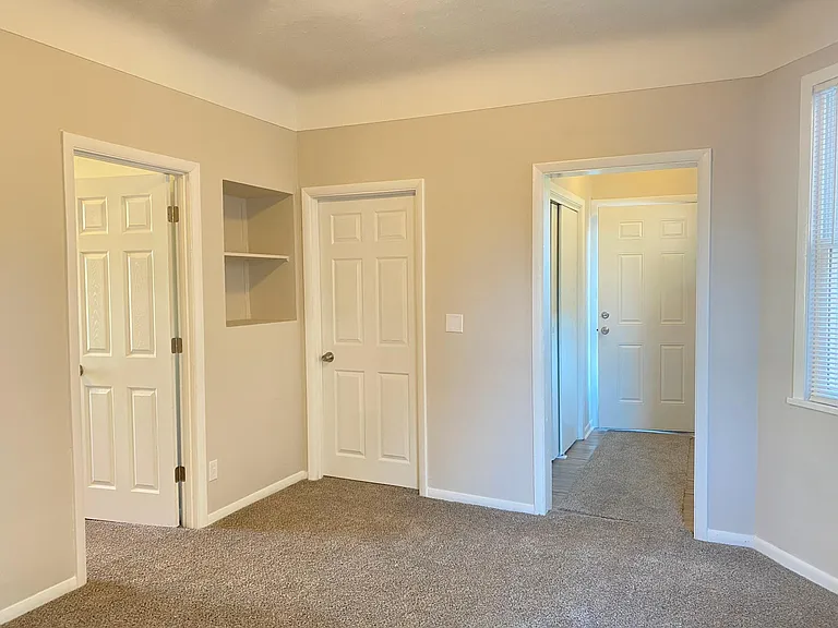 Living Room towards BR1 & BR2