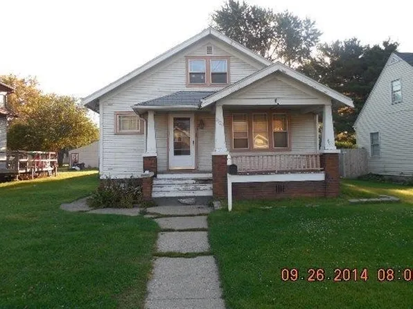 2320 9th St, Rockford, IL 61104
