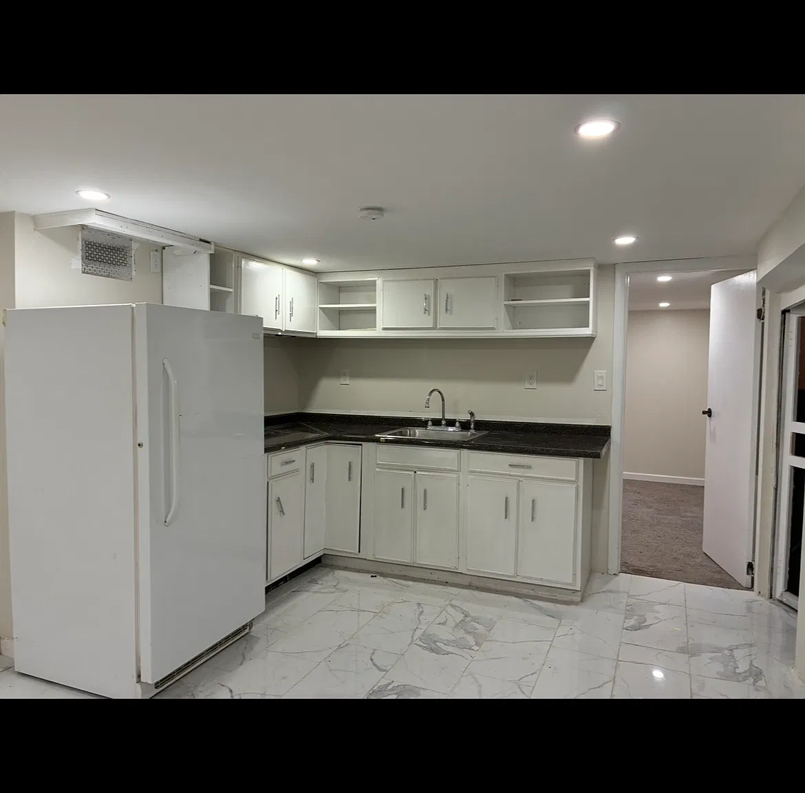 422 Troy Schenectady Rd — Photo 2
