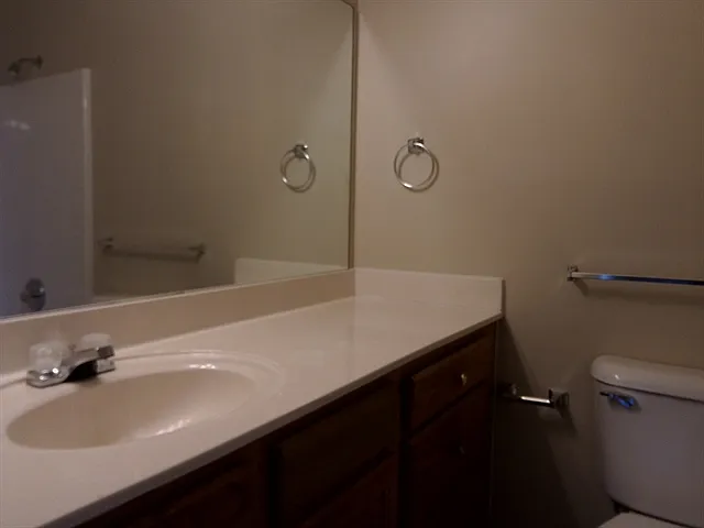 212 Wildgrove Ct — Photo 7