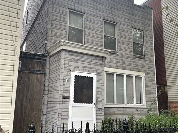 174 Eagle St, Brooklyn, NY 11222