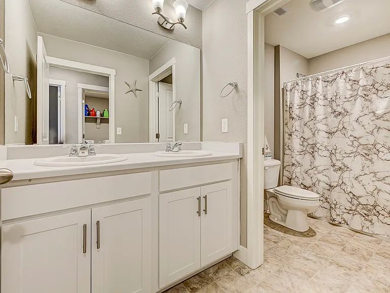 10525 Castor Dr — Photo 9