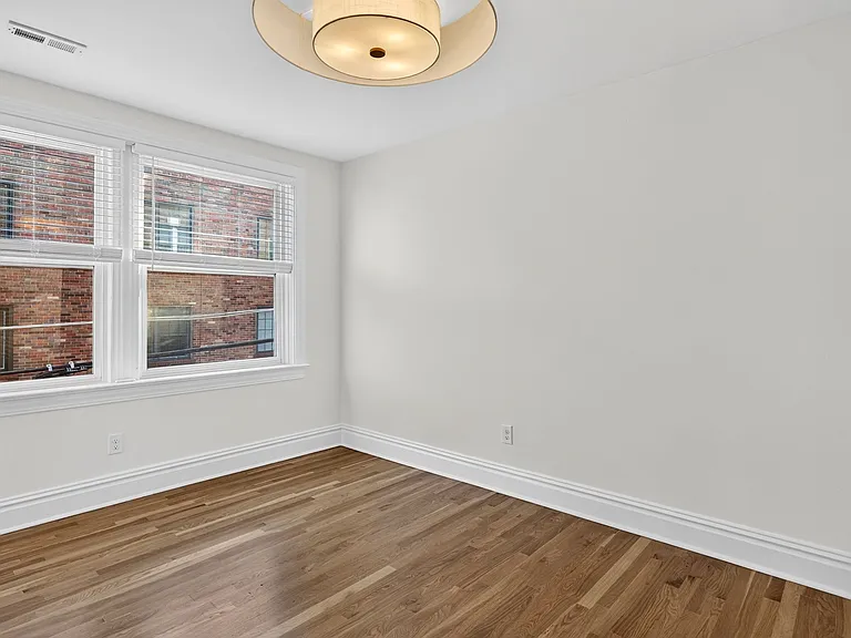 7519 Oxford Dr #2B — Photo 22
