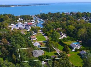 945 Fanning Rd, New Suffolk, NY 11956